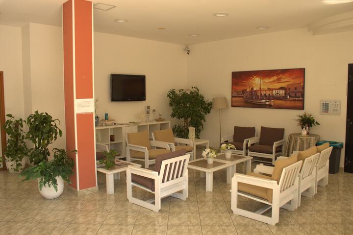 Hotel Interior 4 of 28