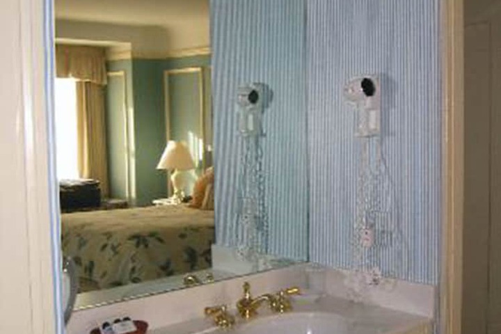 Room 19 of 32