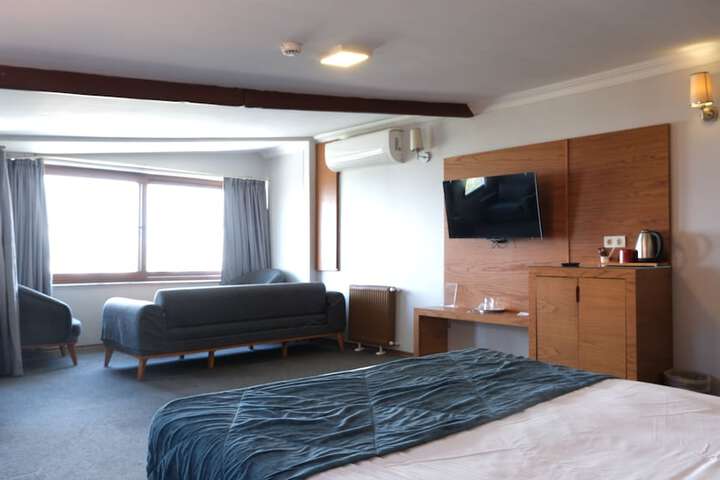 Room 45 of 58