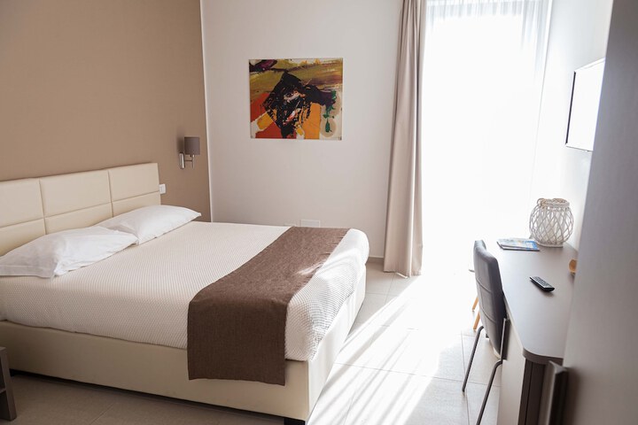Room 18 of 49