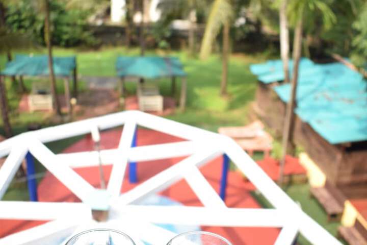 Pool 25 of 39