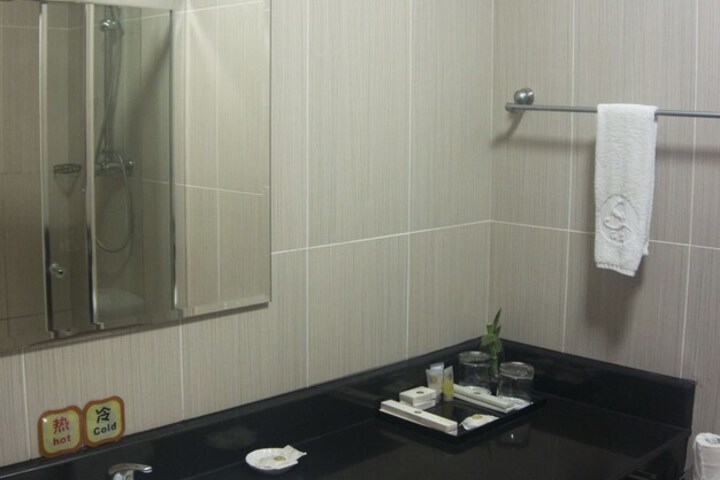 Room 25 of 50