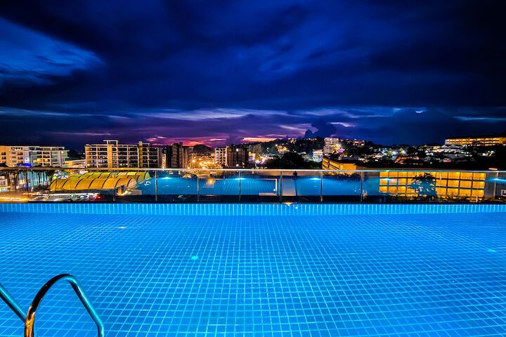 Pool 28 of 48
