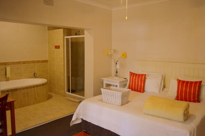 Room 8 of 56