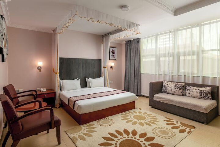 Room 27 of 75