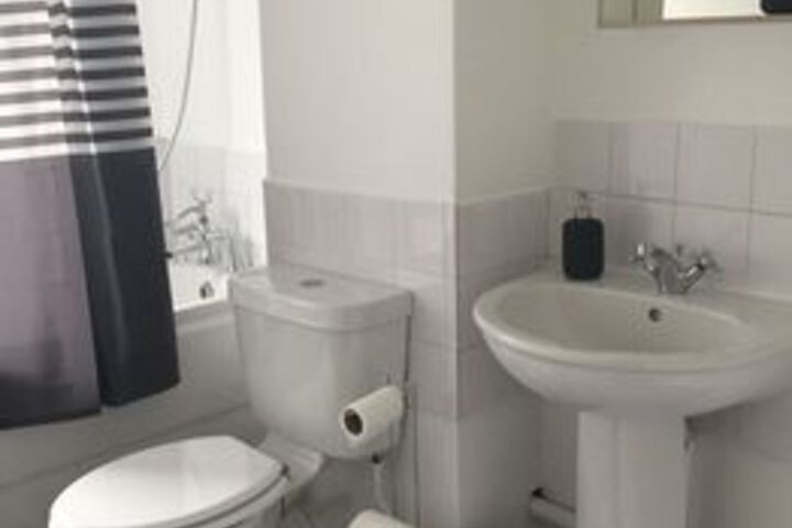 Room 3 of 20