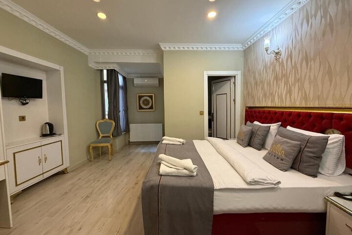 Room 22 of 110