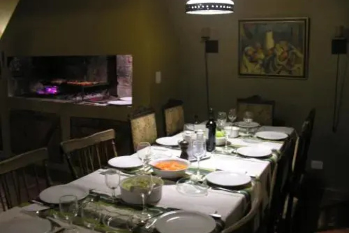 Dining 11 of 11