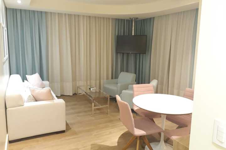 Room 9 of 36
