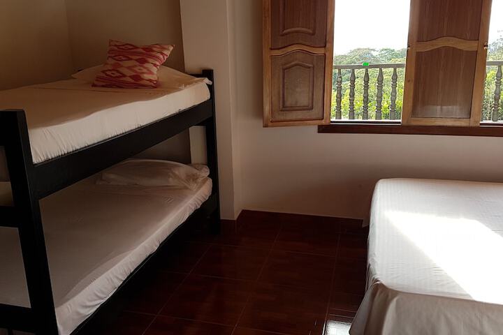 Room 17 of 38