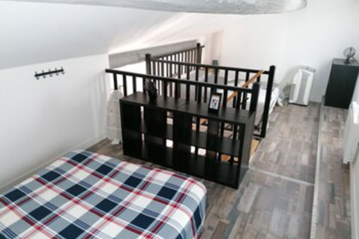 Room 32 of 38