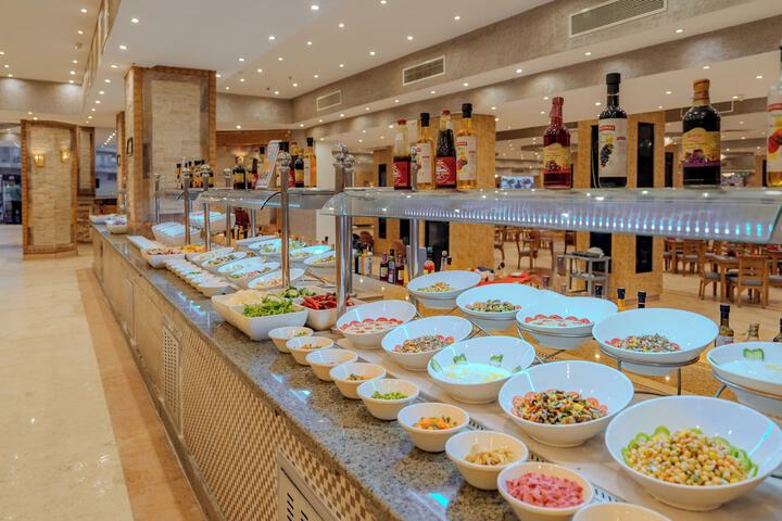 Dining 94 of 189