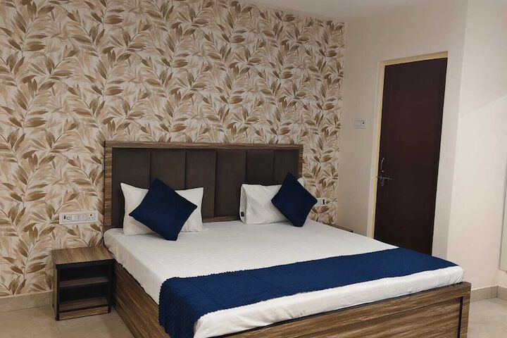 Room 10 of 88