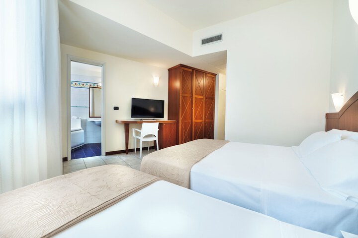Room 22 of 59