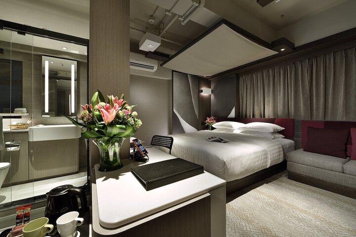 Room 5 of 70