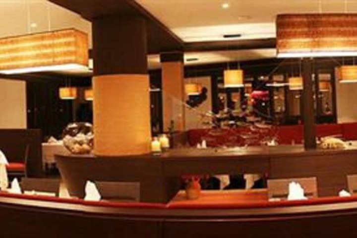 Dining Photos