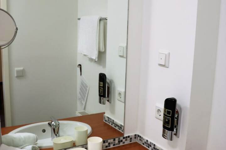 Room 14 of 44