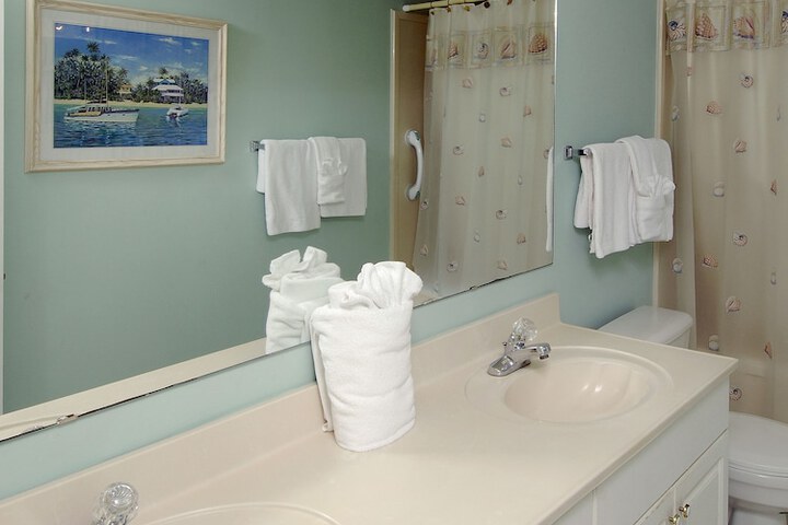 Room 20 of 27