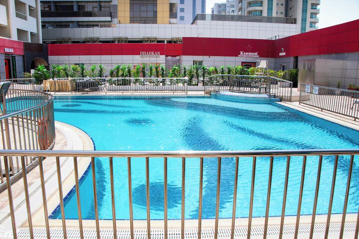 Pool 35 of 77