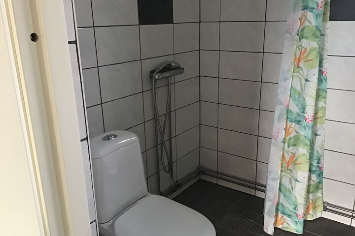 Room 119 of 164