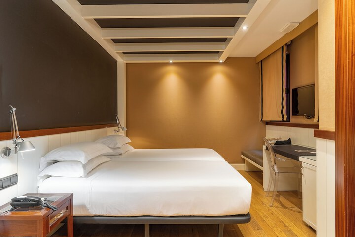 Room 29 of 94