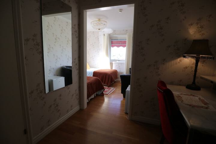 Room 46 of 334