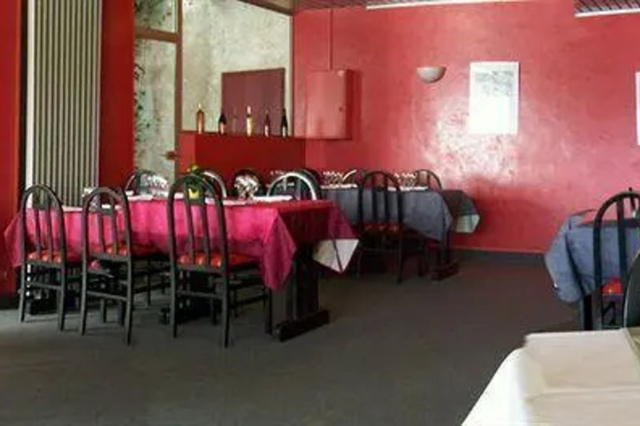 Dining 10 of 10