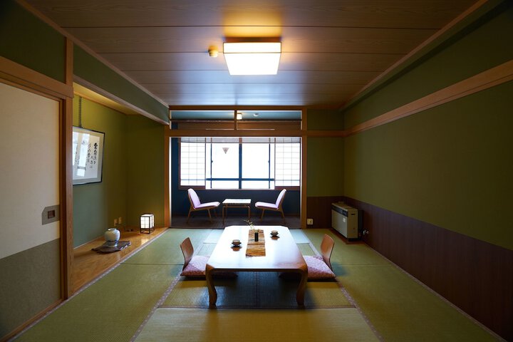 Room 4 of 57