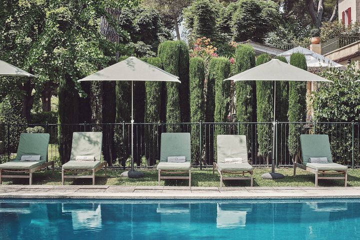 Pool 58 of 85