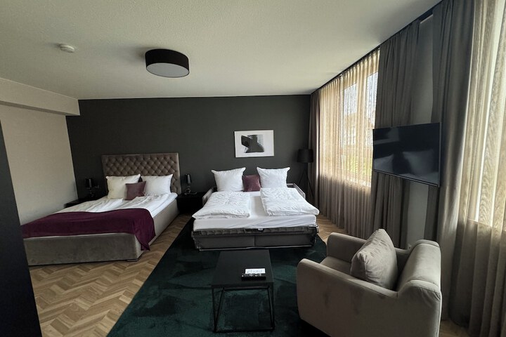 Room 18 of 35