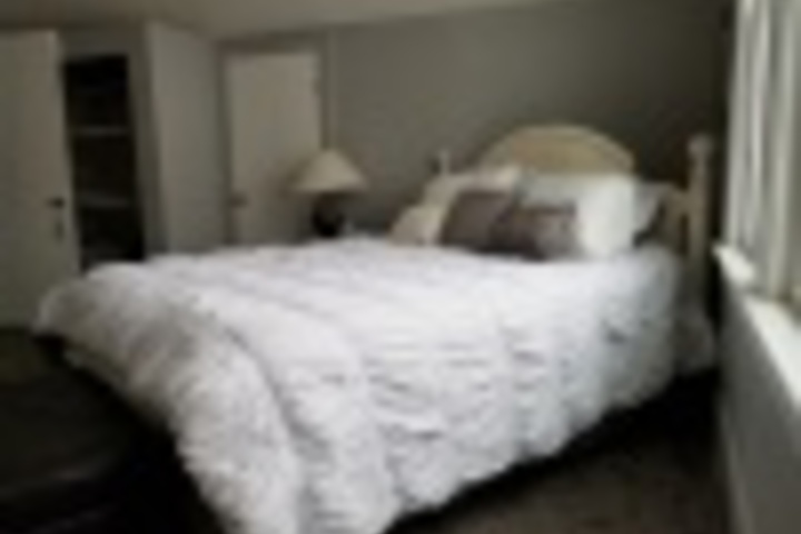 Room 16 of 132