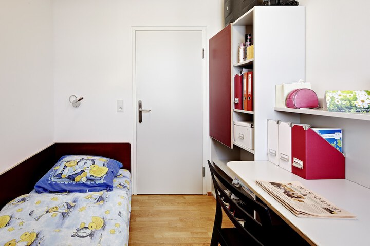 Room 7 of 78