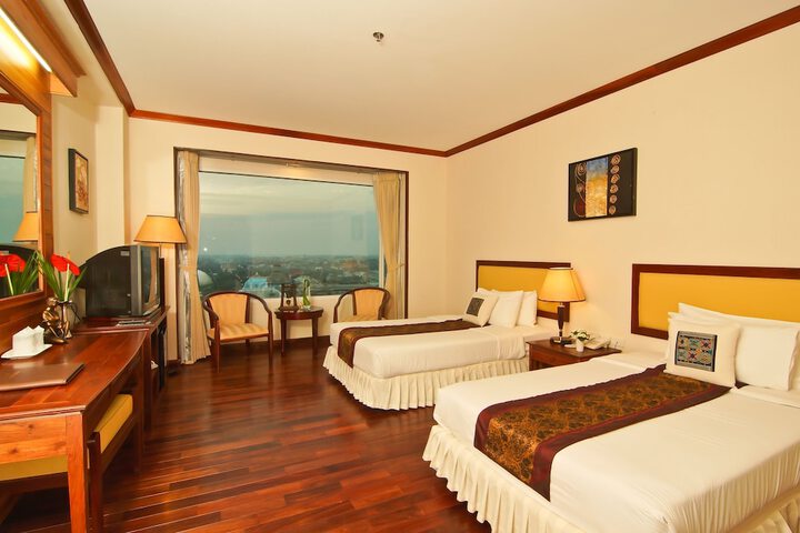Room 4 of 69