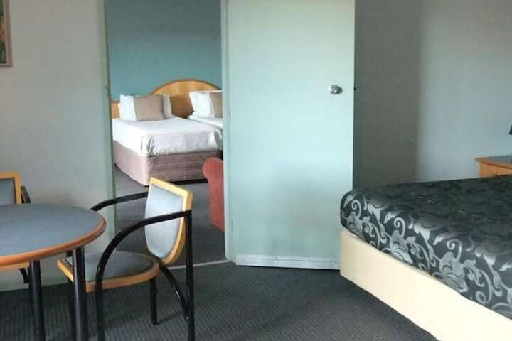 Room 10 of 53