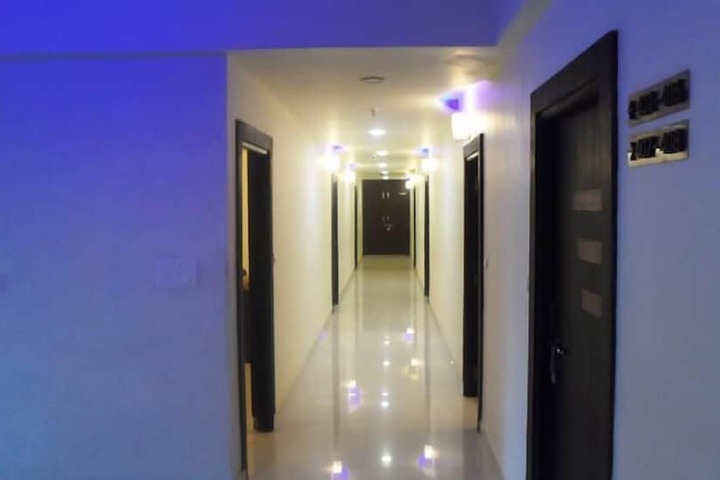 Ballroom/Hall 19 of 22