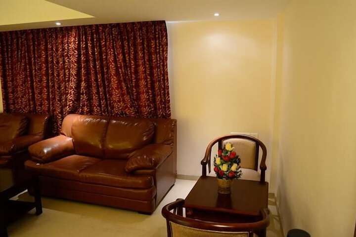 Room 14 of 20