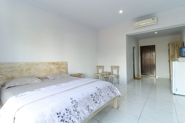 Room 6 of 31