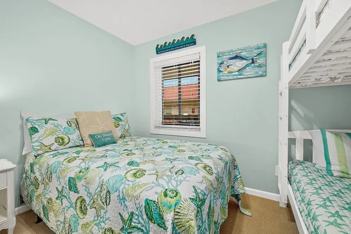 Room 2 of 18