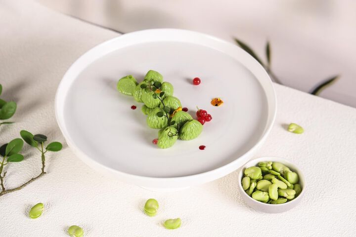 Dining 170 of 225