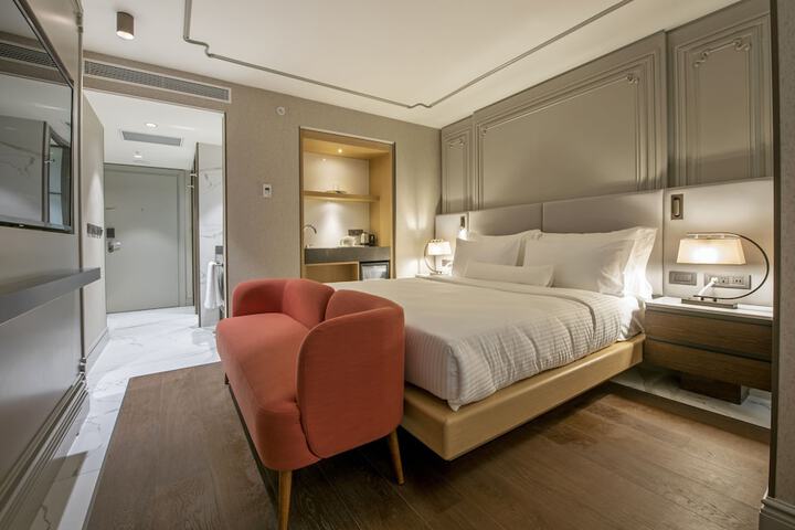 Room 49 of 194