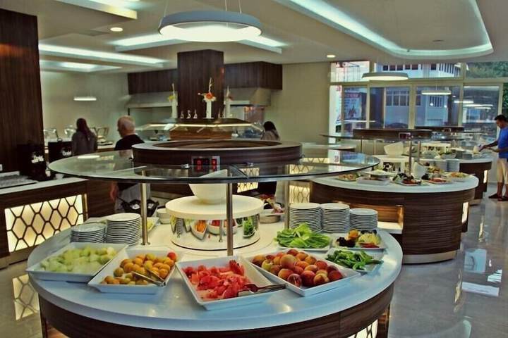 Breakfast buffet
