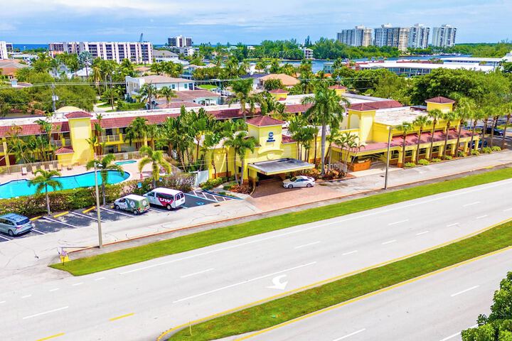 Oasis Boca Raton