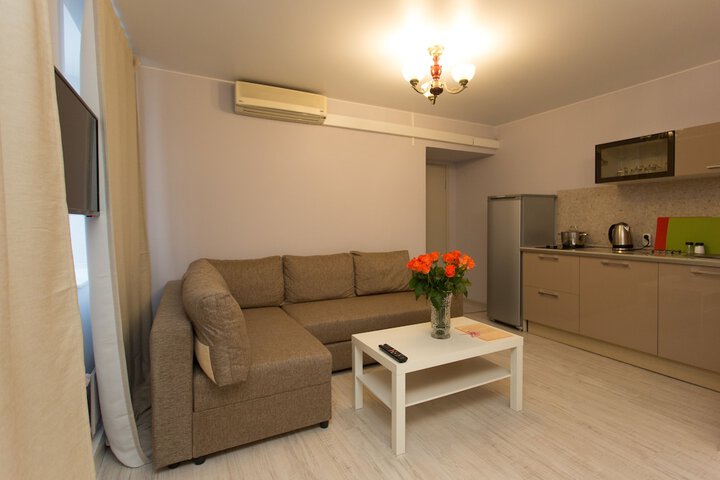 Room 25 of 103