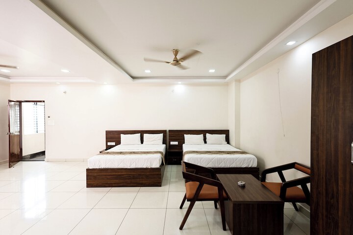 Room 7 of 39