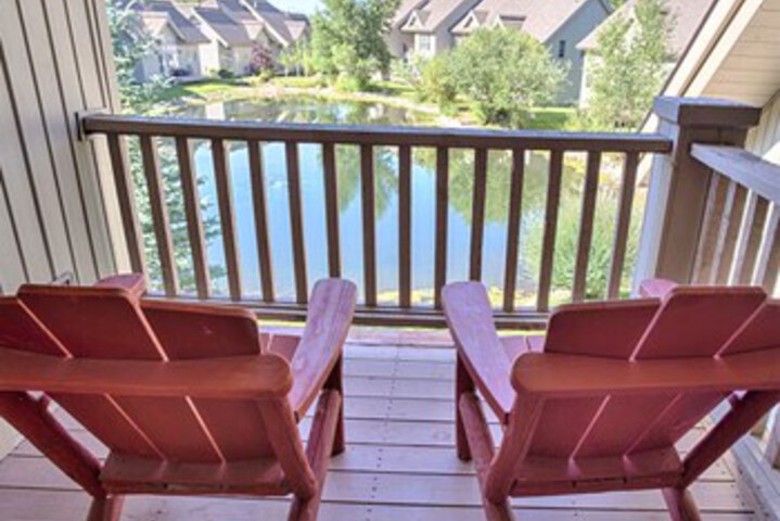 Terrace/Patio 2 of 36