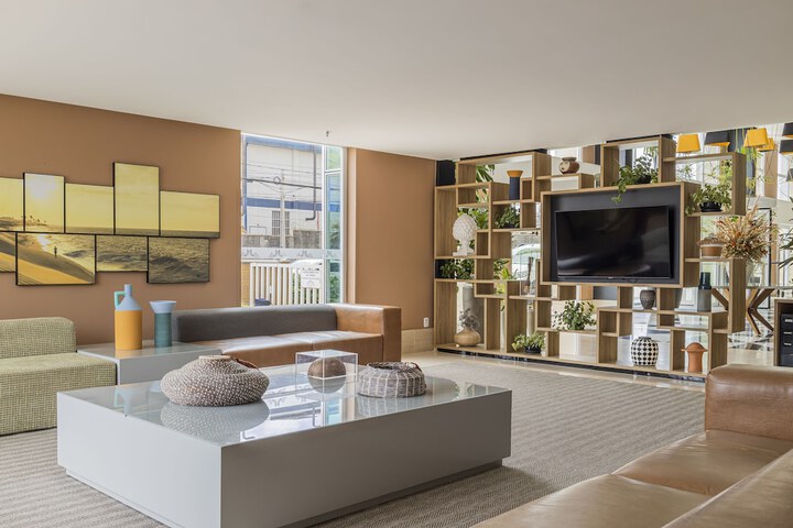 Guest Lobby