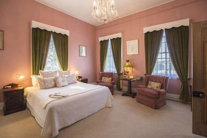 Room 12 of 70