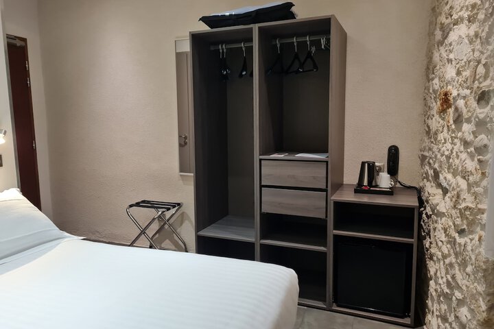 Room 29 of 56