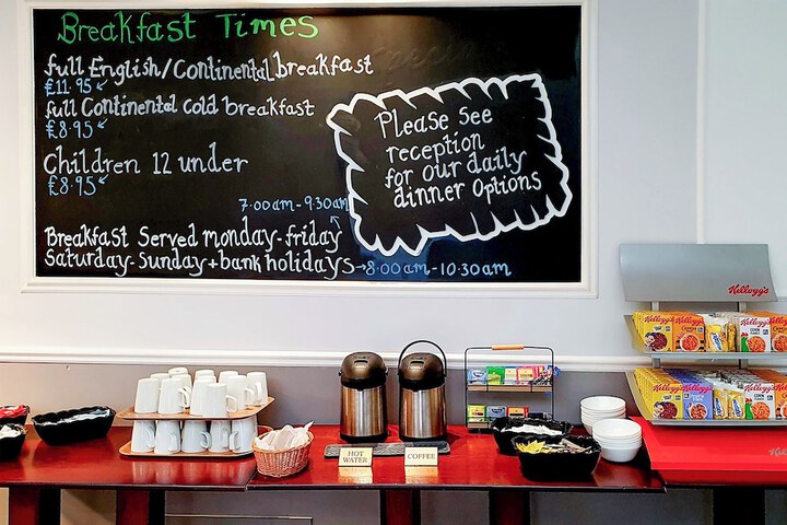 Breakfast/Coffee Service 37 of 55