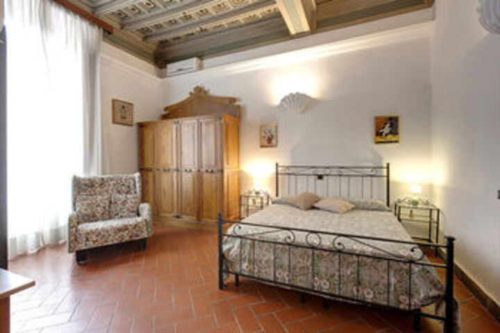 Room 21 of 71